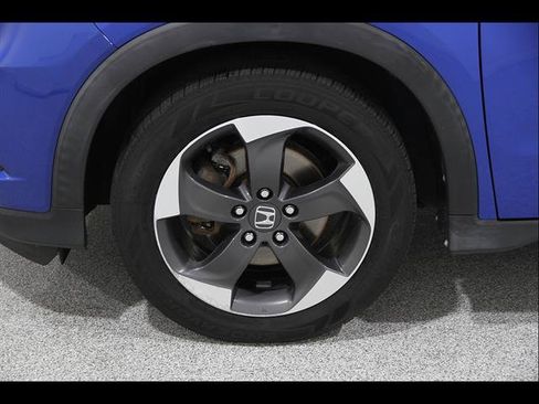 Used 2018 Honda HR-V EX image 20