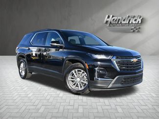 Used 2022 Chevrolet Traverse LT video 2