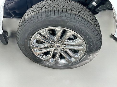 New 2025 Ford F150 XLT w/ Equipment Group 303A High image 19