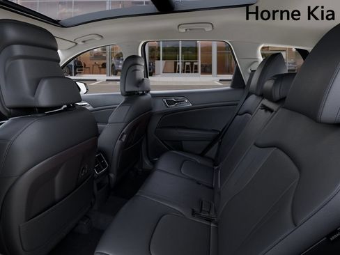 New 2026 Kia Sportage EX w/ EX Panorama Roof Package FWD image 18
