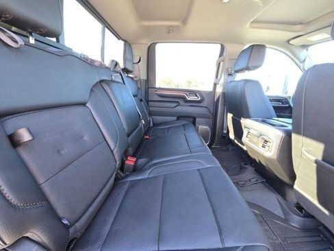 Used 2024 GMC Sierra 2500 Denali w/ Denali Reserve Package image 14