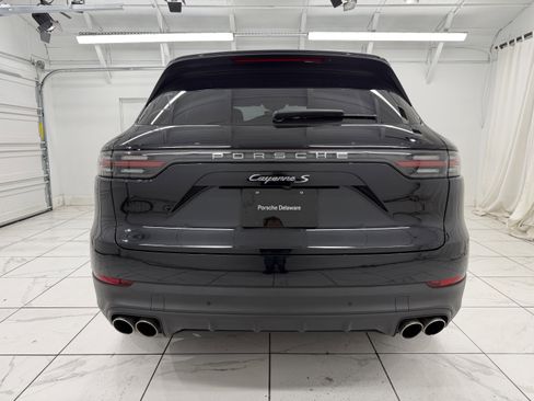 Certified 2022 Porsche Cayenne S image 13