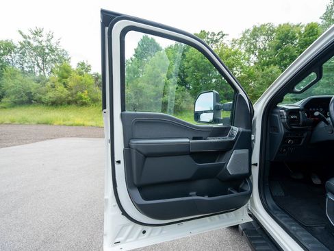 Used 2023 Ford F150 Lariat w/ Equipment Group 502A High AWD/4WD image 12