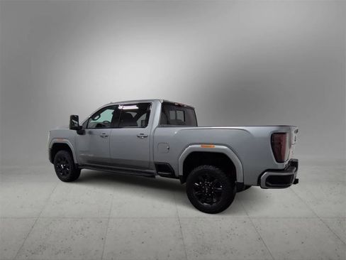 Used 2026 GMC Sierra 2500 AT4 w/ AT4 Premium Plus Package image 6