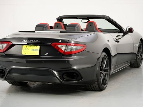 Used 2018 Maserati GranTurismo Sport image 45