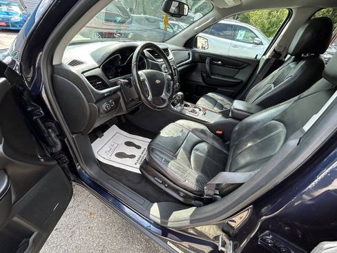 Used 2015 Chevrolet Traverse LT AWD/4WD image 6
