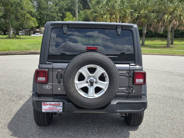 Used 2018 Jeep Wrangler Unlimited Sport S AWD/4WD image 3