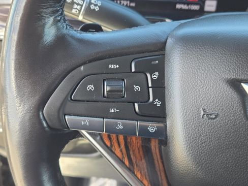 Used 2023 Cadillac Escalade Sport image 18