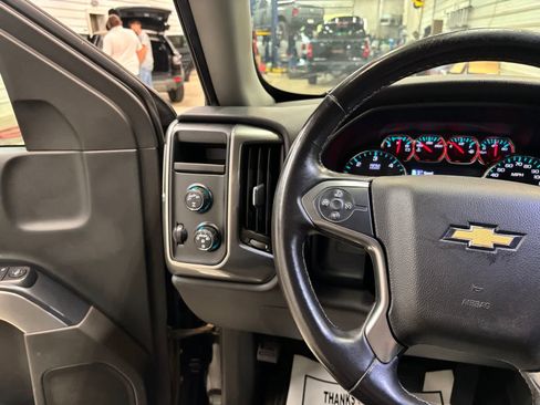 Used 2018 Chevrolet Silverado 1500 LT w/ All Star Edition AWD/4WD image 16