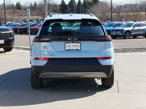 Used 2023 Chevrolet Bolt EUV Premier image 6