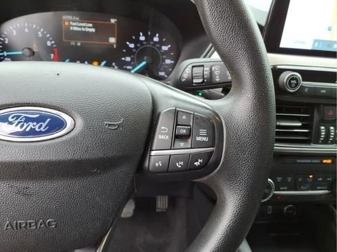 Used 2020 Ford Escape SE FWD image 25