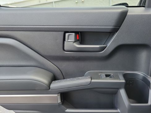 New 2025 Toyota 4Runner SR5 image 12