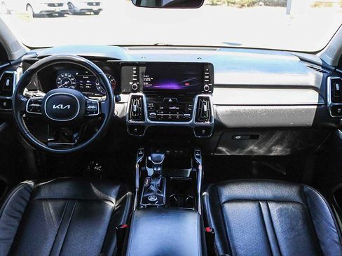 Used 2023 Kia Sorento SX FWD image 12
