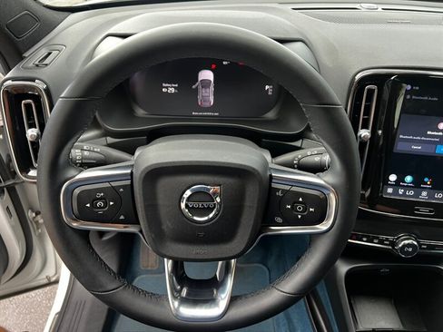 Used 2023 Volvo C40 P8 Recharge Ultimate AWD/4WD image 29