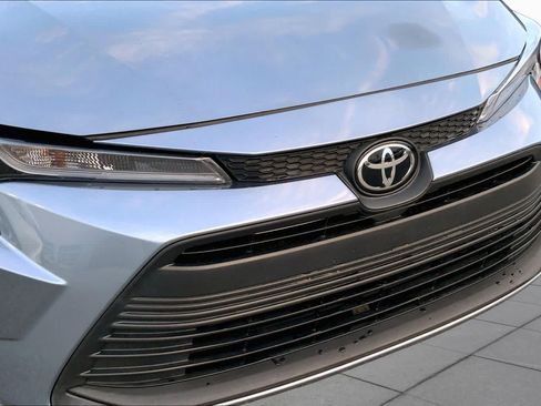 Used 2024 Toyota Corolla LE FWD image 27
