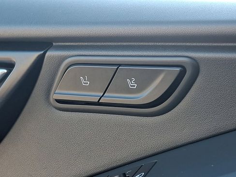 Certified 2023 Kia Niro SX Touring image 29