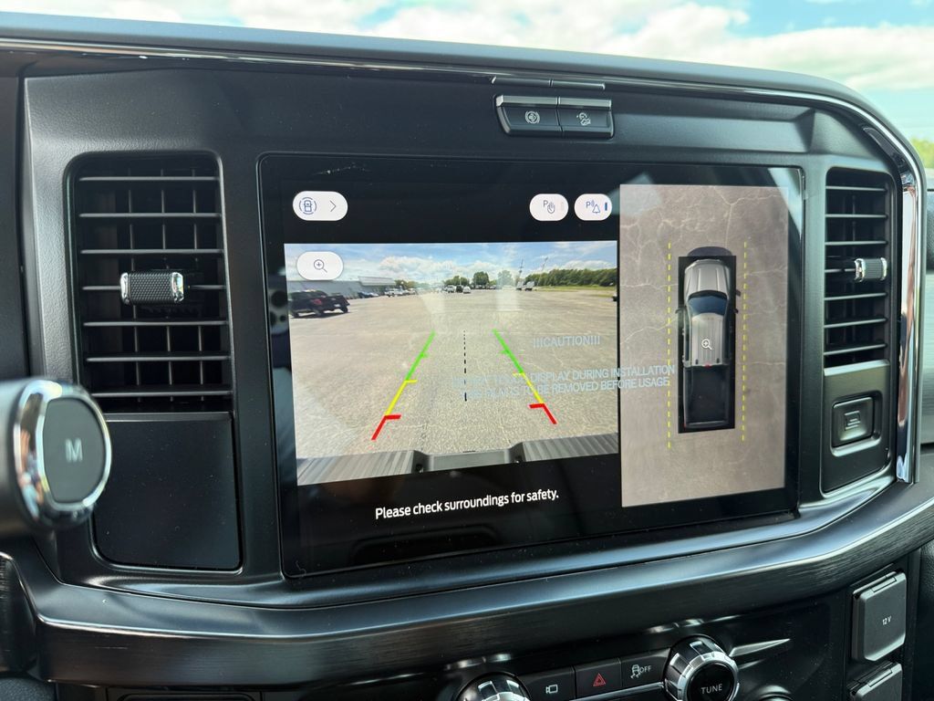 New 2026 Ford F350 Lariat w/ Tremor Off-Road Package AWD/4WD image 21