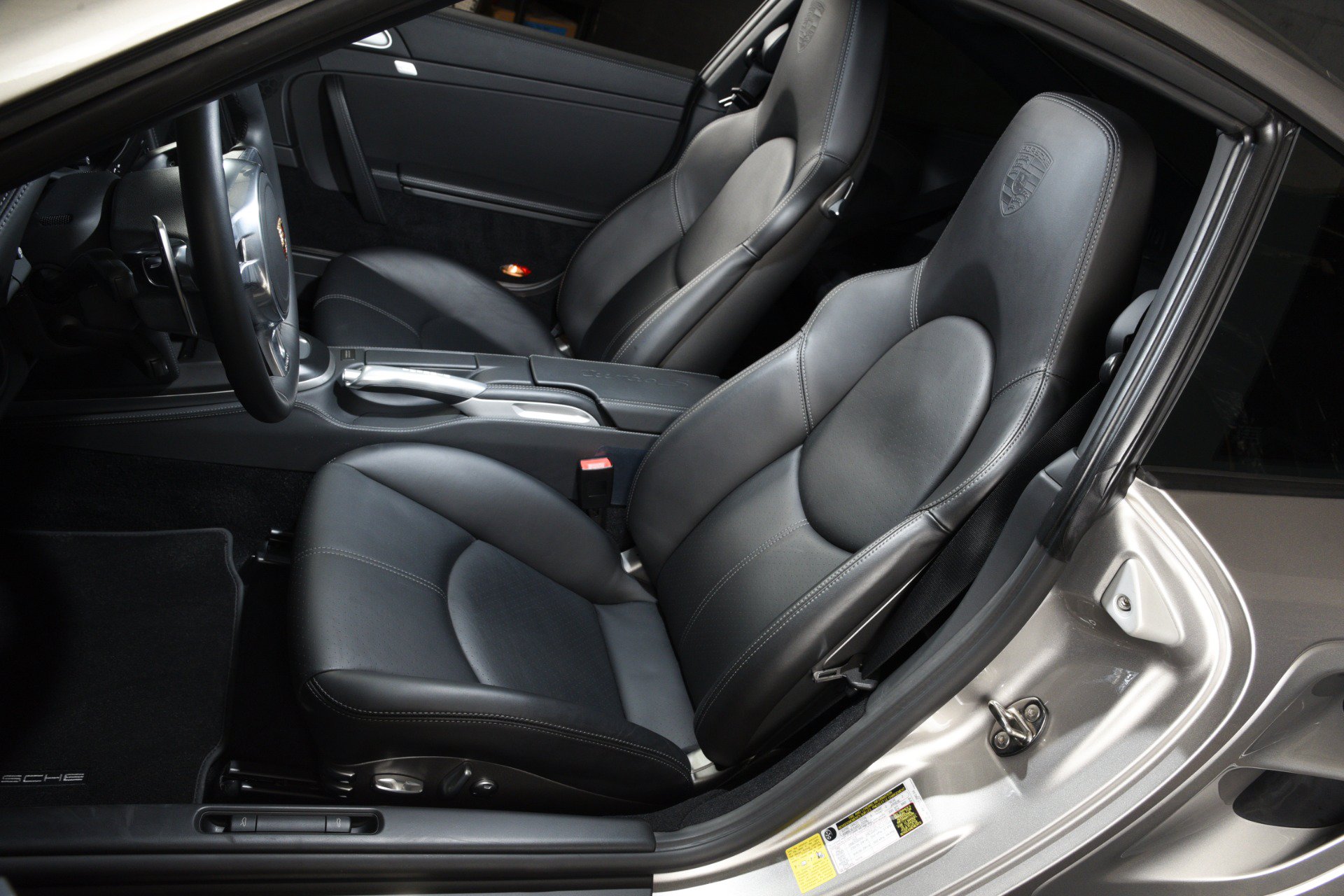 Used 2013 Porsche 911 Turbo S AWD/4WD image 5