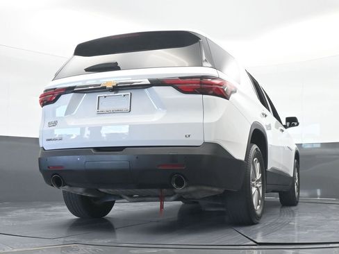 Used 2023 Chevrolet Traverse LT image 63