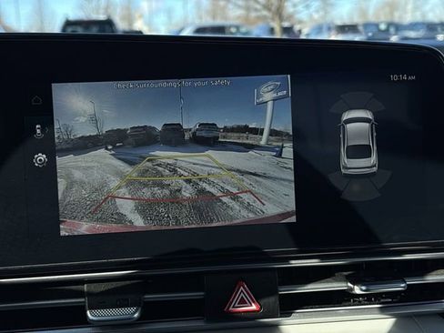 Used 2024 Hyundai Elantra Limited image 24