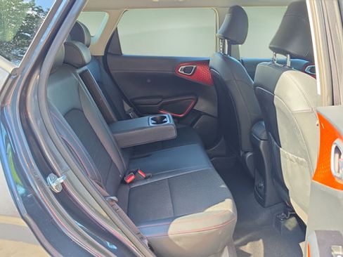 Used 2022 Kia Soul Turbo FWD image 13