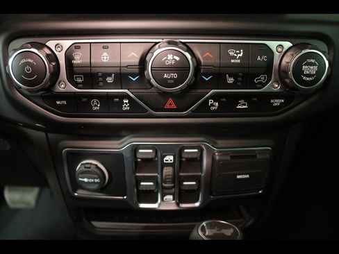 Used 2021 Jeep Wrangler Unlimited Sport image 23