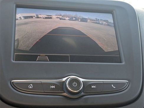 Used 2023 Chevrolet Equinox LT image 27