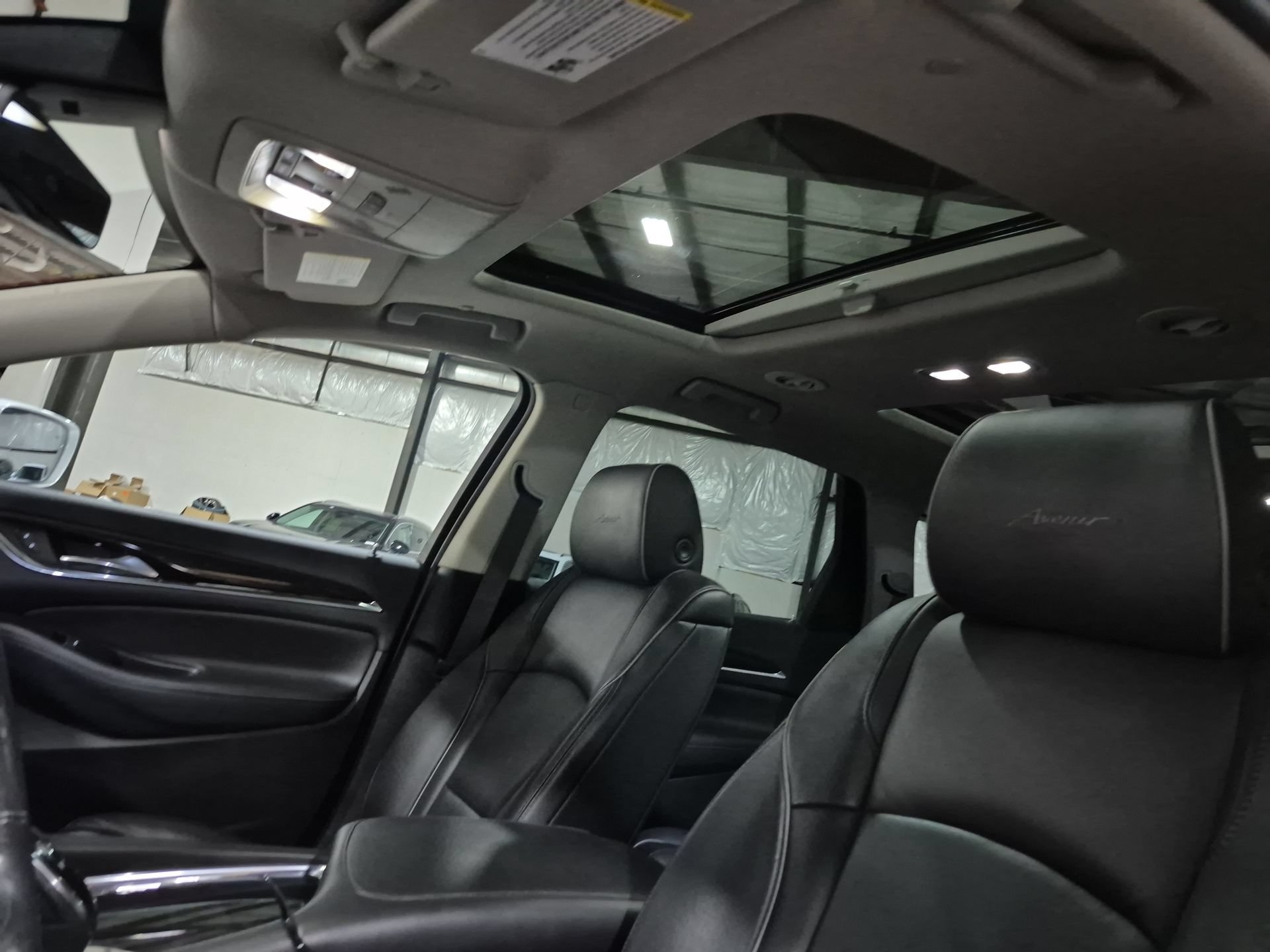 Used 2020 Buick Enclave Avenir w/ Avenir Technology Package AWD/4WD image 20