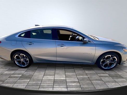 Used 2024 Chevrolet Malibu LT image 4