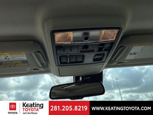 Used 2022 Toyota 4Runner SR5 Premium w/ Moonroof Package image 22