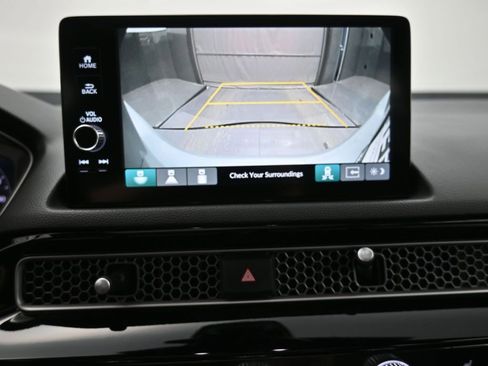 Used 2022 Honda Civic Sport Touring image 3