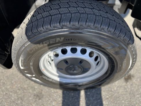 New 2025 Mercedes-Benz Sprinter 2500 image 10