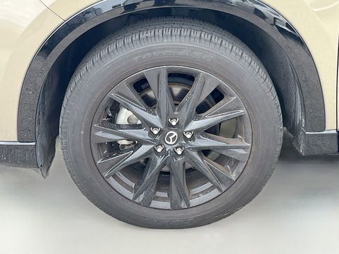 Used 2024 MAZDA CX-5 Carbon Edition image 33