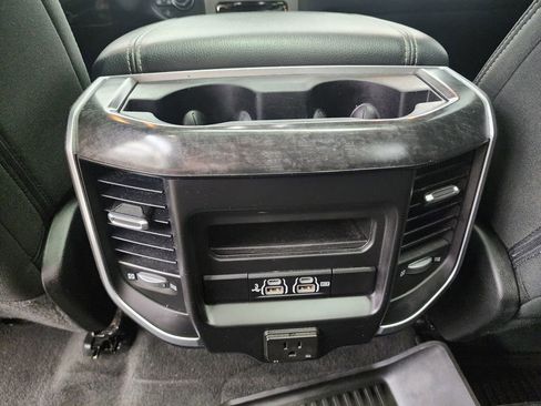 Used 2019 RAM 1500 Big Horn AWD/4WD image 25