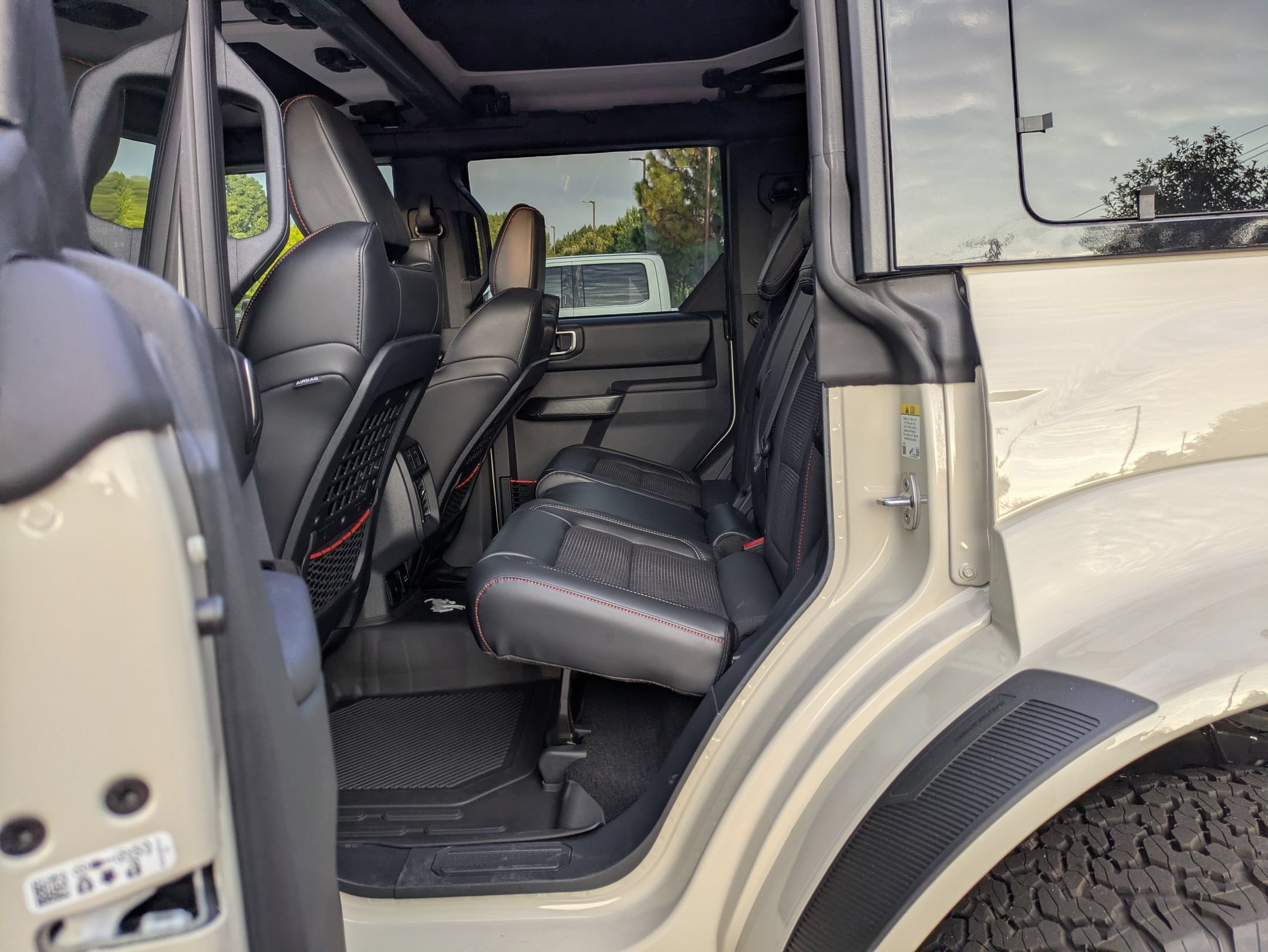 New 2026 Ford Bronco Raptor AWD/4WD image 28