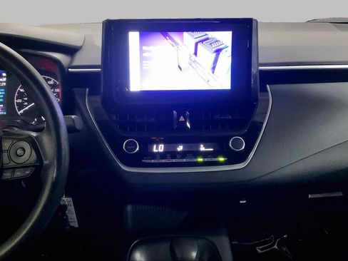 Used 2024 Toyota Corolla LE FWD image 7