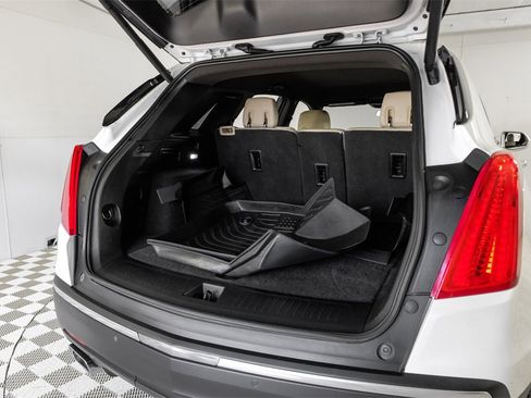 Used 2017 Cadillac XT5 FWD w/ LPO, Wheel Lock Package image 54