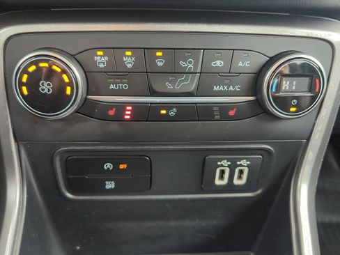 Used 2019 Ford EcoSport SES w/ Interior Protection Package image 21