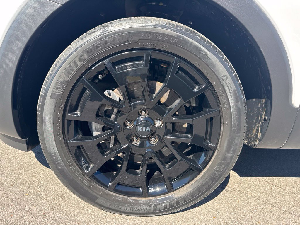 Used 2021 Kia Telluride SX w/ Nightfall Edition Package AWD/4WD image 32