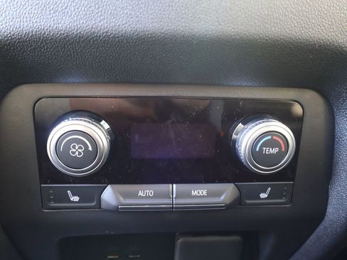 New 2026 GMC Acadia Elevation image 27