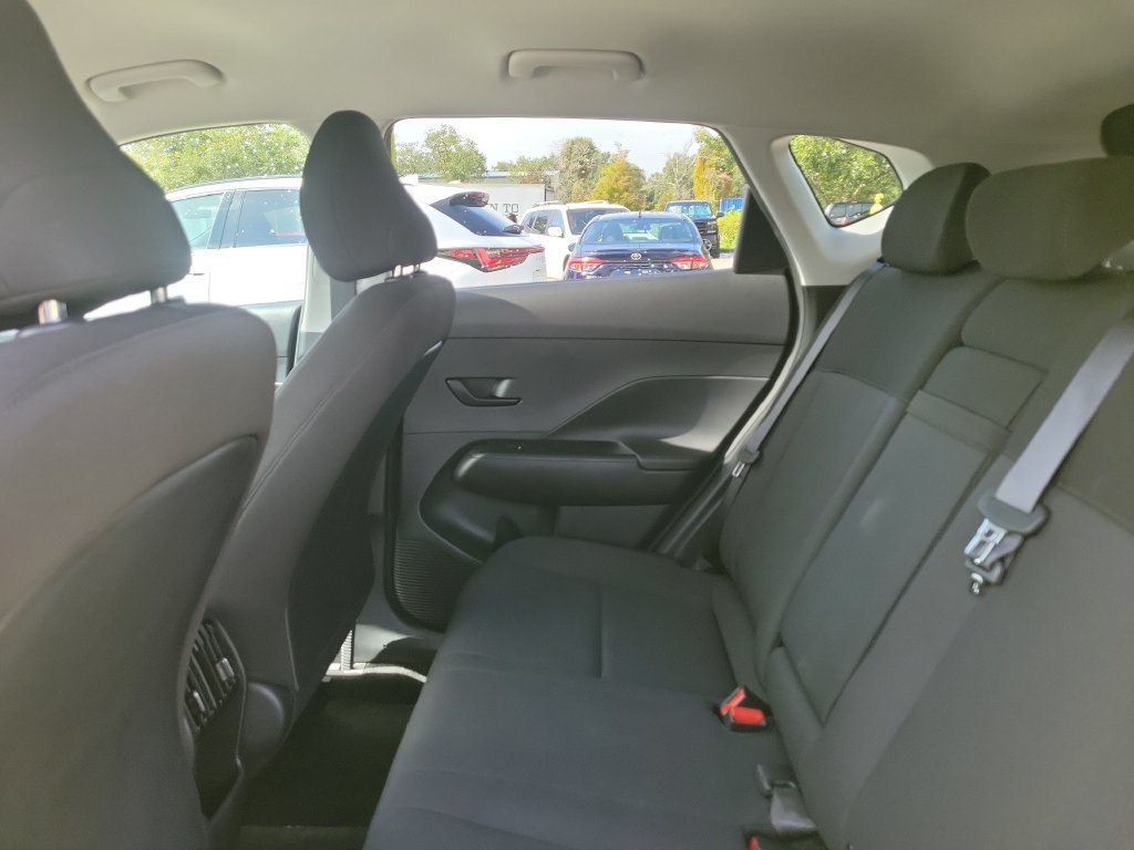 Used 2024 Hyundai Kona SEL FWD image 24