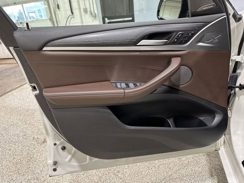 Used 2023 BMW X4 xDrive30i w/ M Sport Package image 12