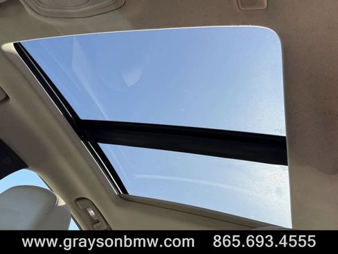 Used 2016 Cadillac XTS Luxury w/ Driver Awareness Package image 25