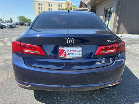 Used 2018 Acura TLX w/ Technology Package FWD image 4