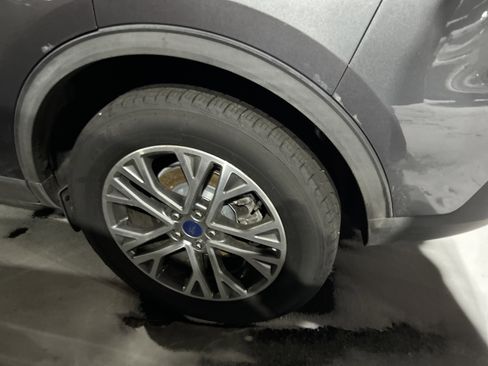 Used 2022 Ford Escape SEL image 10