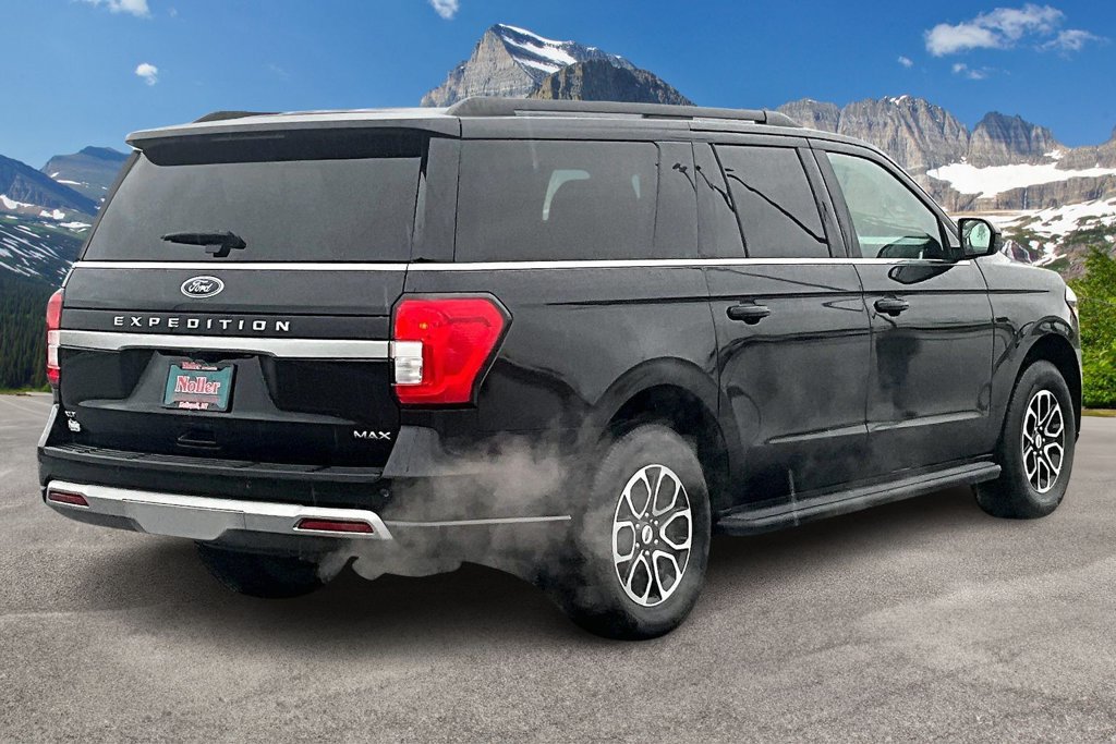 Used 2024 Ford Expedition Max XLT AWD/4WD image 2