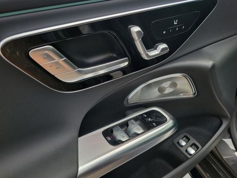 New 2026 Mercedes-Benz E 53 AMG e 4MATIC Sedan image 14