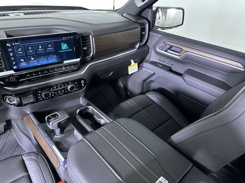 New 2026 Chevrolet Silverado 1500 High Country AWD/4WD image 36