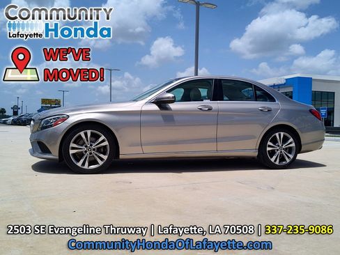 Used 2019 Mercedes-Benz C 300 Sedan image 3