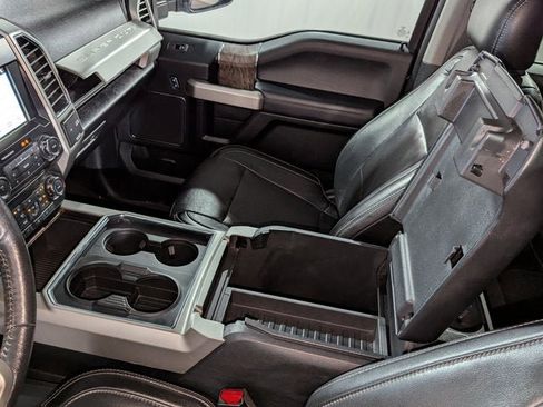 Used 2017 Ford F350 Lariat image 38